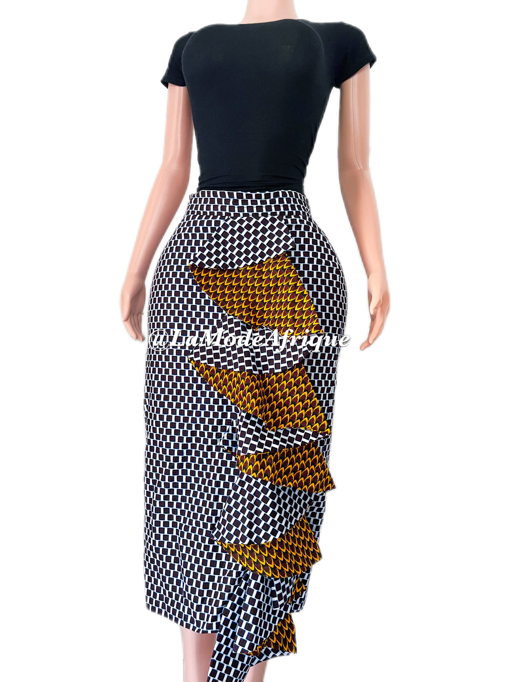 Pencil skirt( knee length)